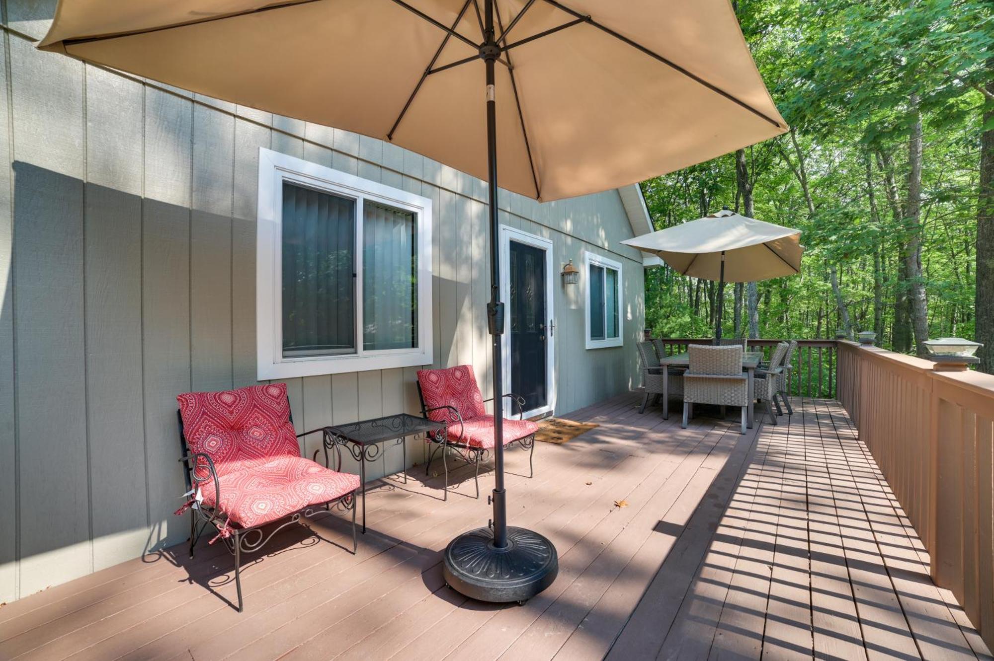 Roscommon Retreat With Deck About 1 Mile To Higgins Lake 外观 照片